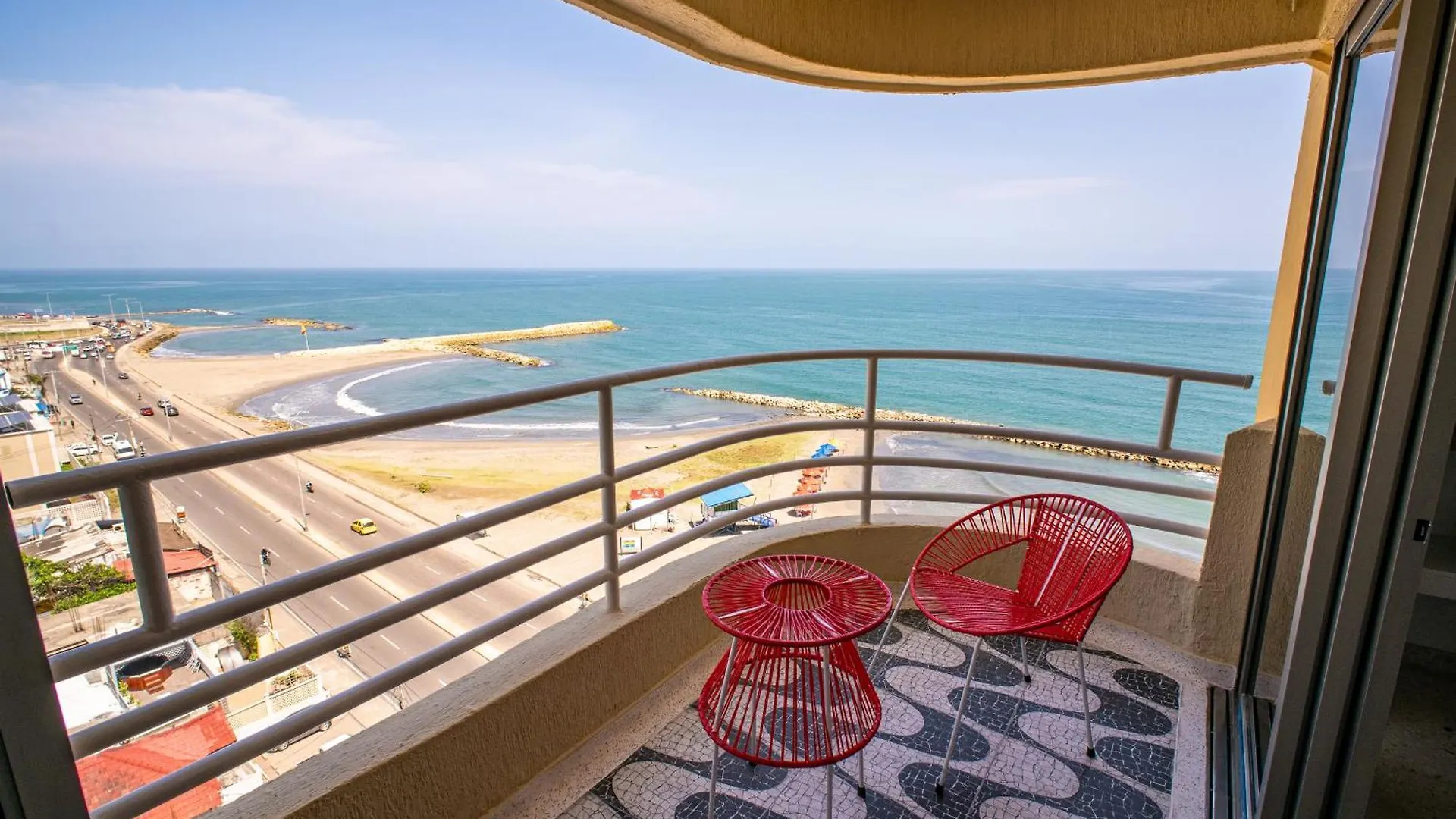 Beachfront Bliss, Luxury With Breathtaking Views Cartagena Apartment